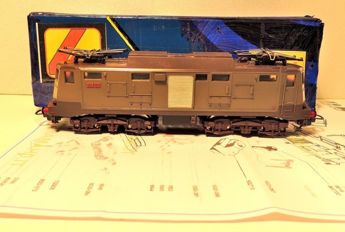Locomotore 424 143 - locomotore, e.424-143